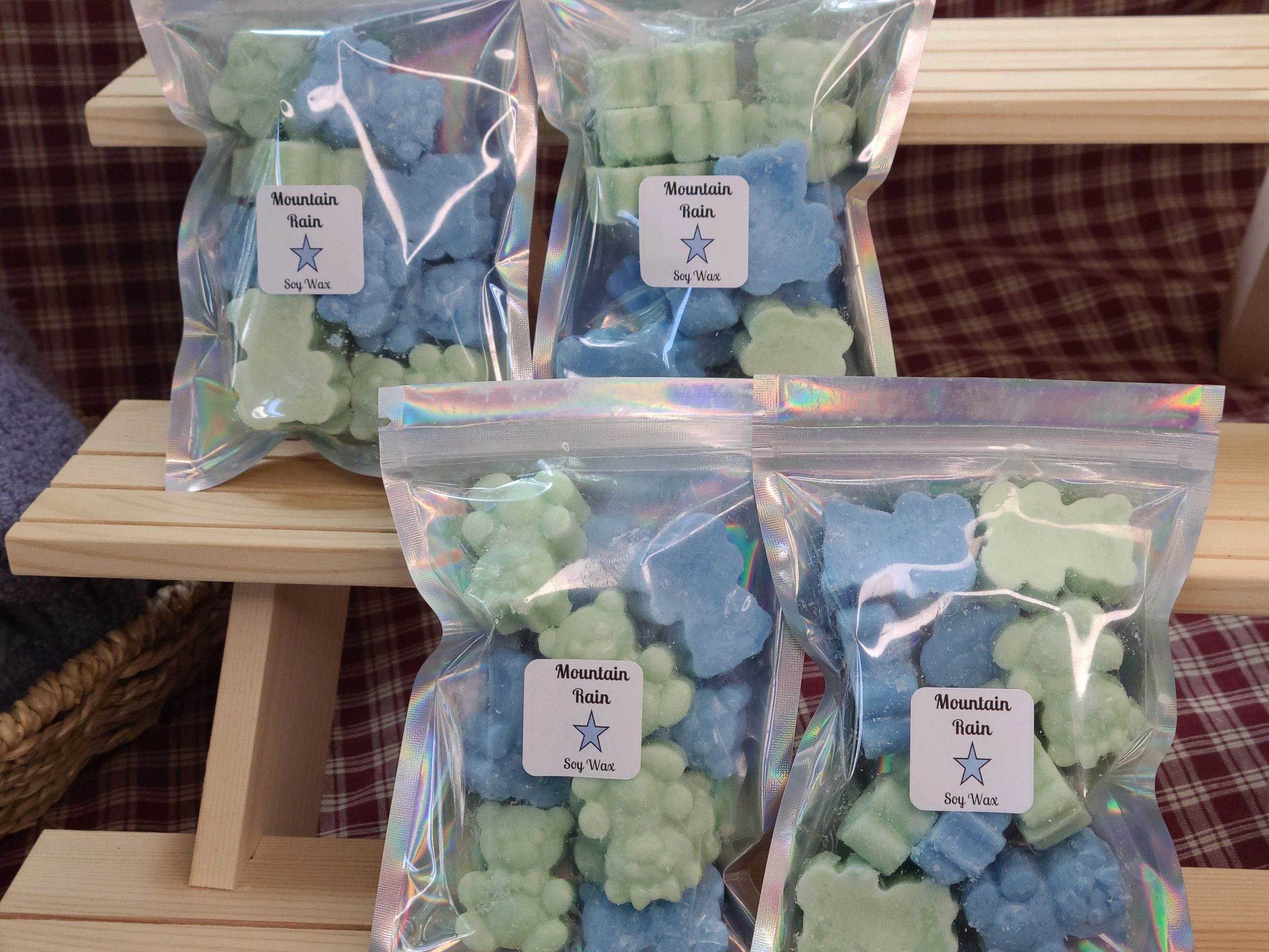 Mountain Rain Bears | Soy Wax Melts - Reid Street Soap Co, LLC