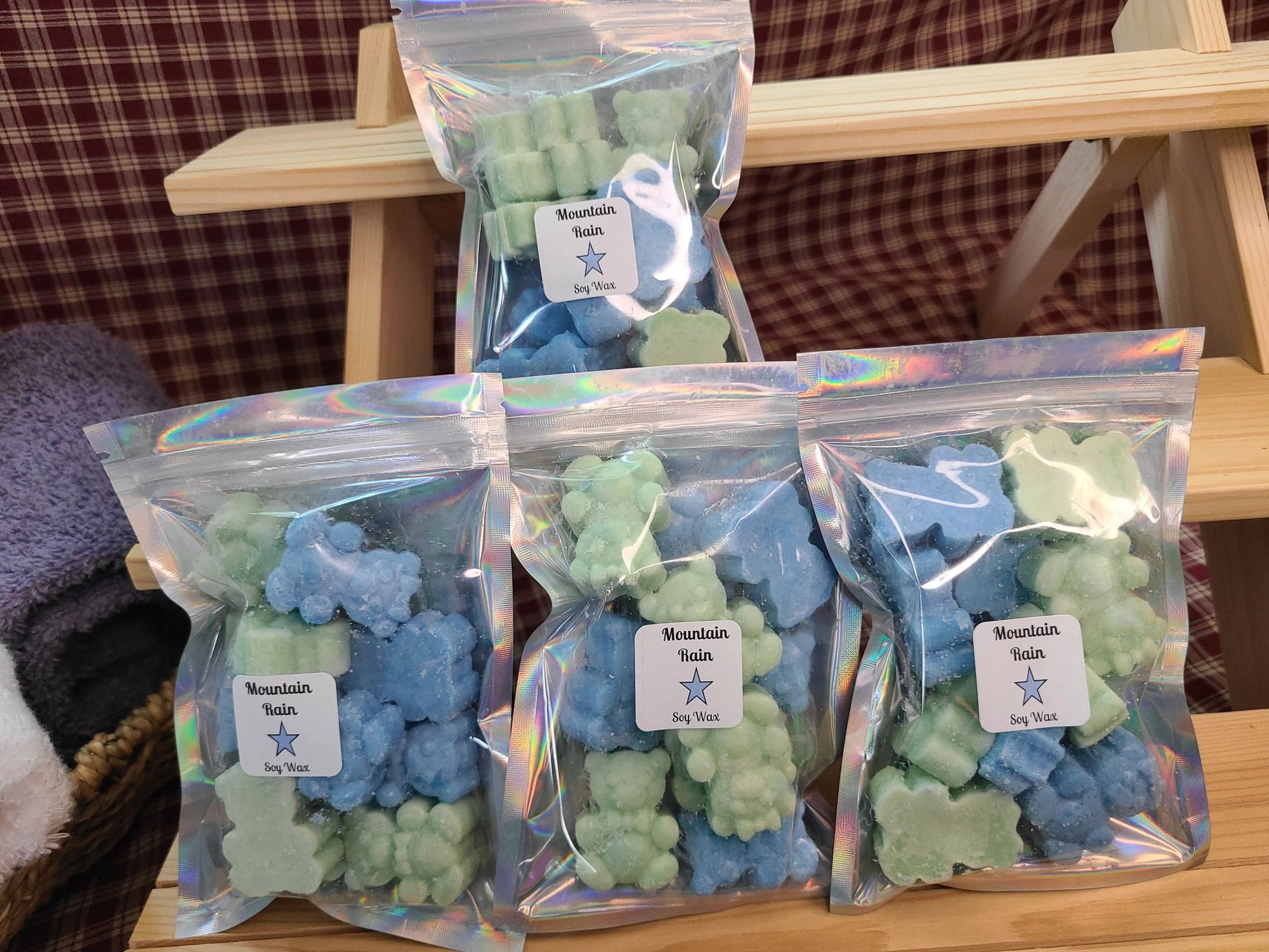 Mountain Rain Bears | Soy Wax Melts - Reid Street Soap Co, LLC