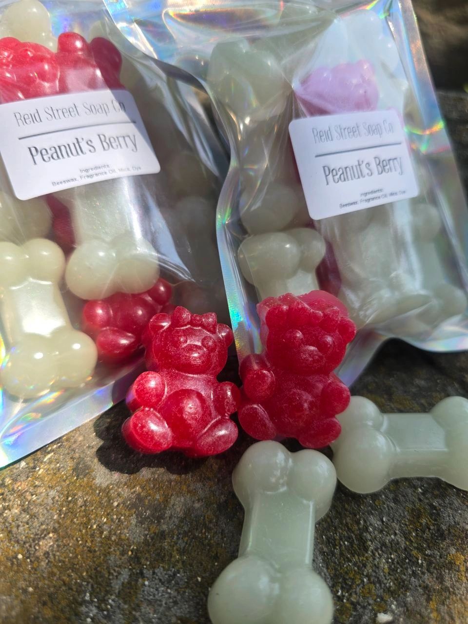 Peanut's Berry Beeswax Dog Friendly Wax Melts - Reid Street Soap Co, LLC