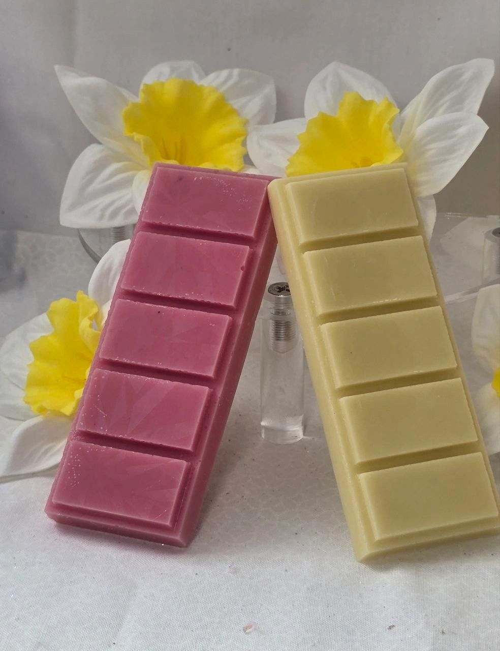 Country Summer Snap Bar Wax Melts – Beeswax & Coconut Wax with Fresh Strawberry Scent - Reid Street Soap Co, LLC