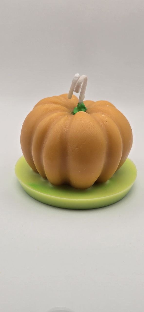 Pumpkin Candle – Hand-Painted Soy Wax, Autumn Magic Fall & Halloween Decor