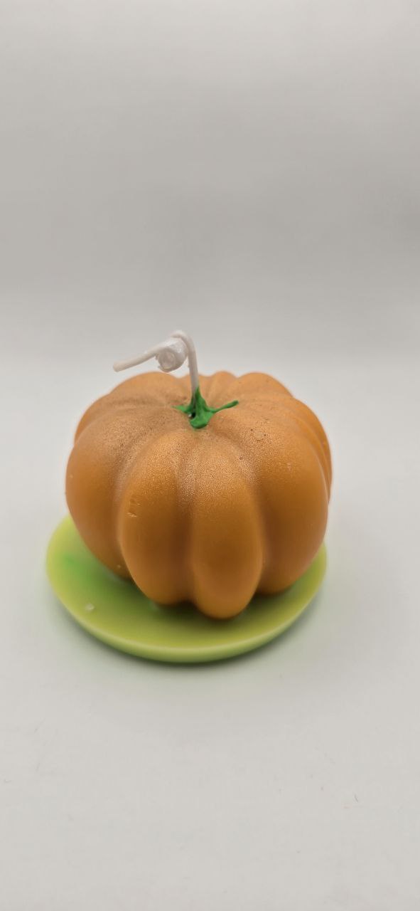 Pumpkin Candle – Hand-Painted Soy Wax, Autumn Magic Fall & Halloween Decor