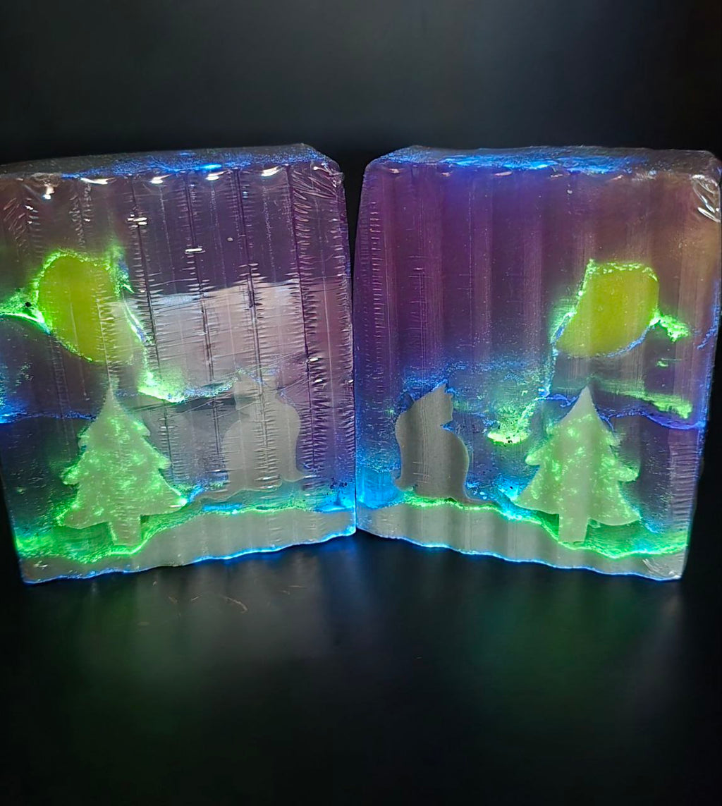Howlin’ at the Moon – Glow-in-the-Dark Cat & Moon Soap | Limited Edition Halloween Artisan Bar